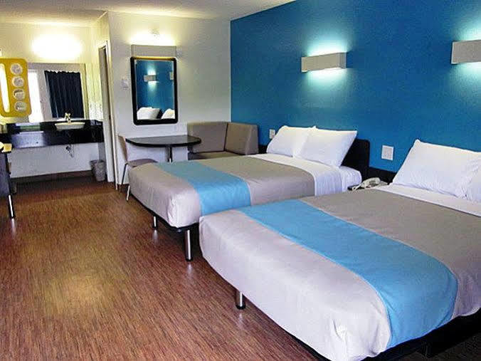 Motel 6-Overland Park, Ks Exteriér fotografie