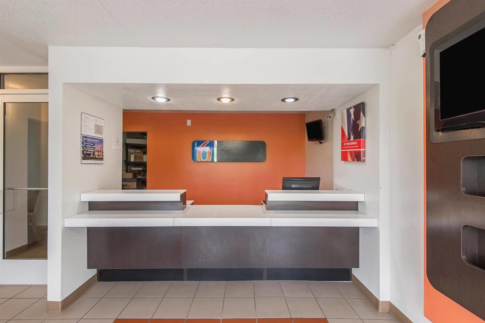 Motel 6-Overland Park, Ks Exteriér fotografie