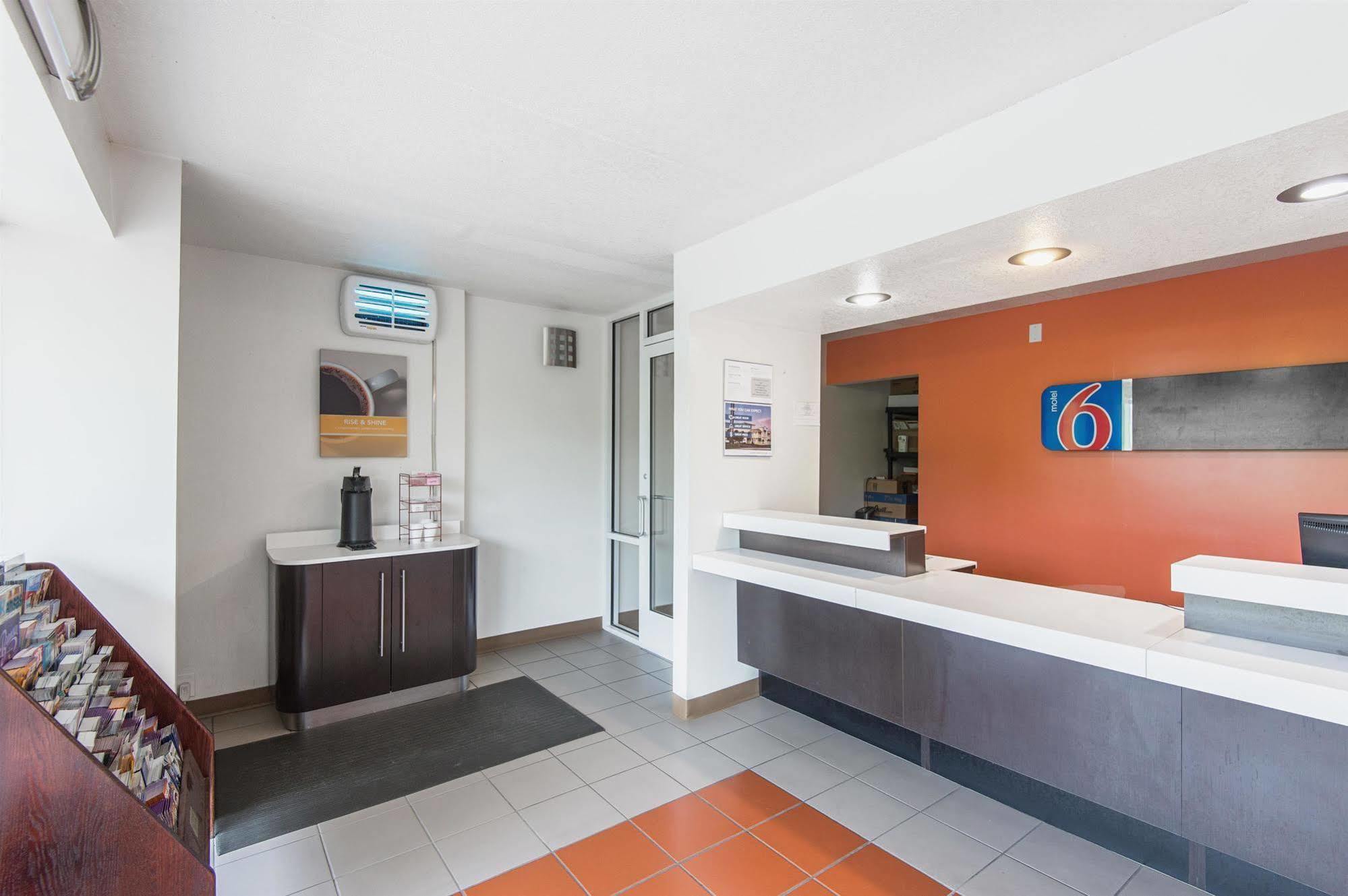 Motel 6-Overland Park, Ks Exteriér fotografie